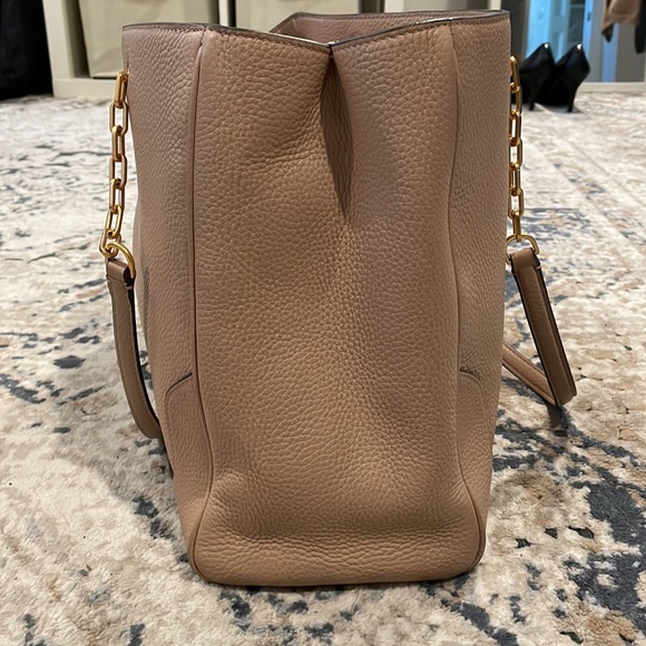 Tory Burch 💫 Georgia Pebbled Devon Tote - Picture 8 of 13